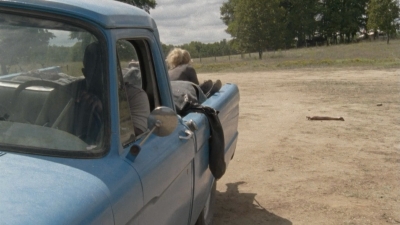 twd2x08_0428.jpg