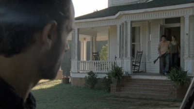 twd2x08_0508.jpg