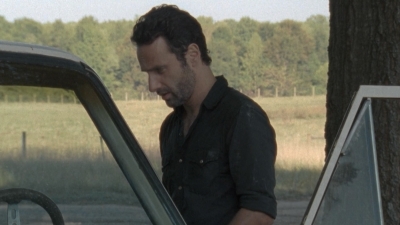 twd2x08_0511.jpg