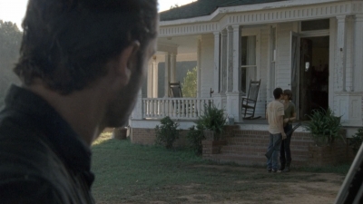 twd2x08_0512.jpg