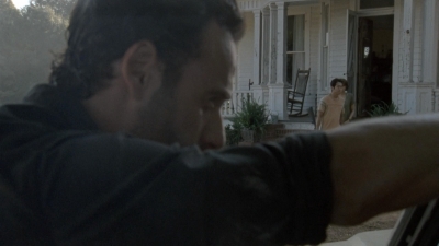 twd2x08_0516.jpg