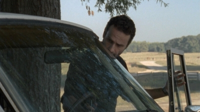 twd2x08_0520.jpg