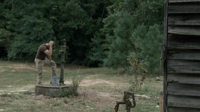 twd2x08_0531.jpg