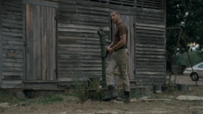 twd2x08_0535.jpg