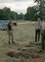 twd2x08_0308.jpg