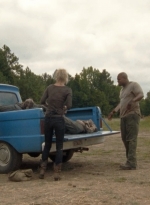 twd2x08_0401.jpg