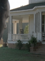 twd2x08_0508.jpg