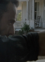 twd2x08_0517.jpg