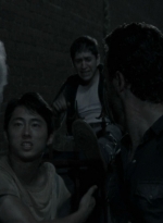 twd2x09_0427.jpg