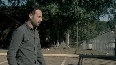 twd2x10_0310.jpg