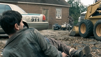 twd2x10_0626.jpg