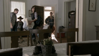 twd2x12_0232.jpg