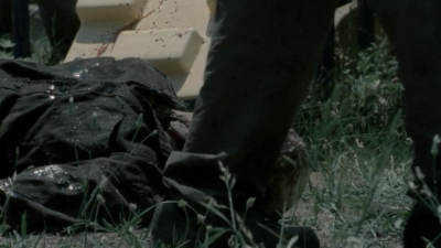 twd2x13_0006.jpg