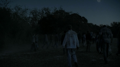 twd2x13_0034.jpg