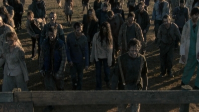 twd2x13_0043.jpg