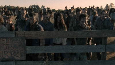 twd2x13_0044.jpg