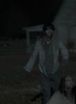 twd2x13_0222.jpg