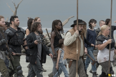 the-walking-dead-s10e01-lines-we-cross-013.jpg