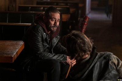 the-walking-dead-s10e22-heres-negan-013.jpg