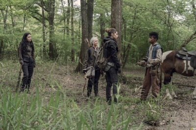 the-walking-dead-s11e06-on-the-inside-001.jpg