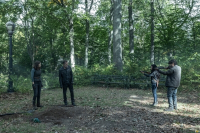 the-walking-dead-dead-city-s03e01-trillium-006.jpg