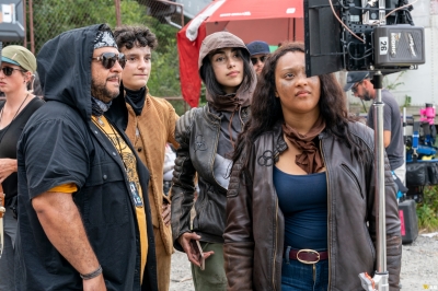 twd-world-beyond-s01e03-the-tyger-and-the-lamb-bastidores-006.jpg