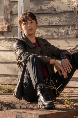 twd-world-beyond-1-temporada-portraits-004.JPG